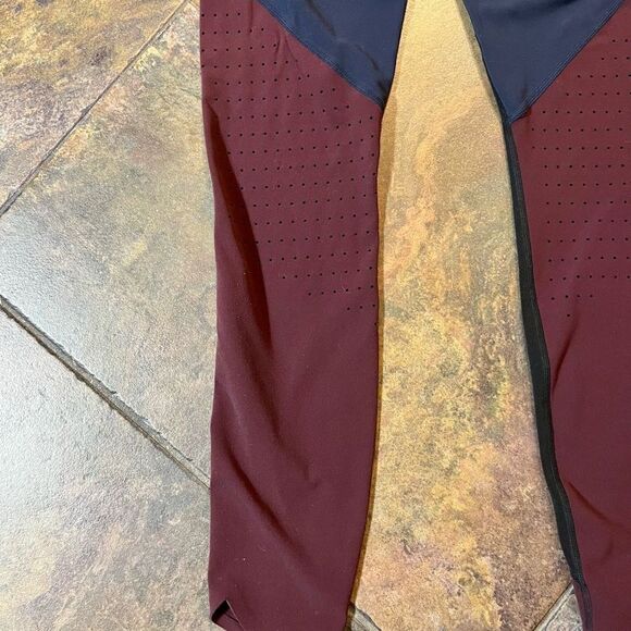Athleta Color Block Chakra Leggings Size ST - Picture 13 of 14